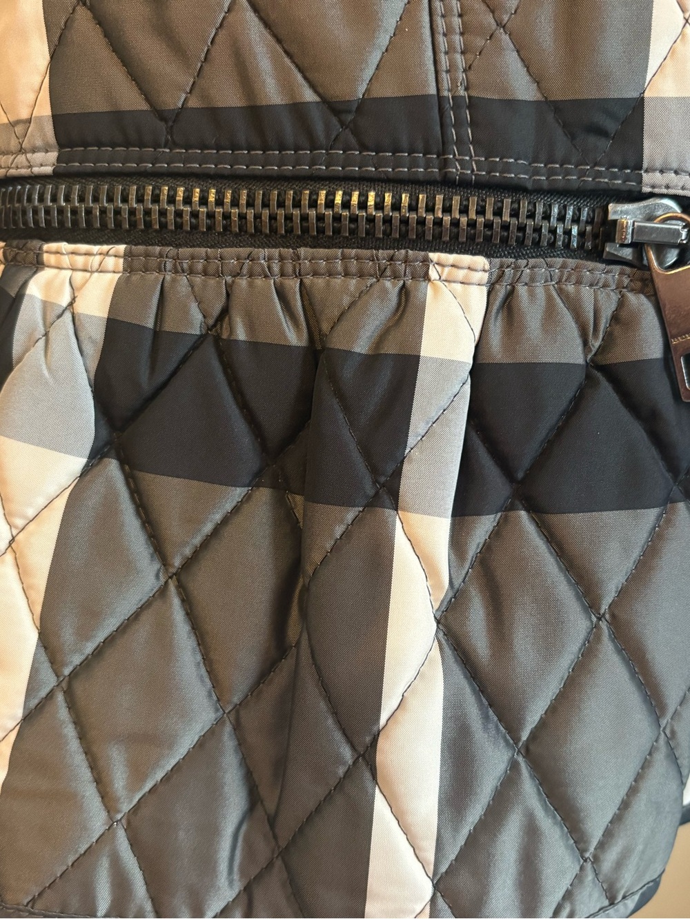 BURBERRY PEPLUM QUILTED JACKET !! - Picture 7 of 8